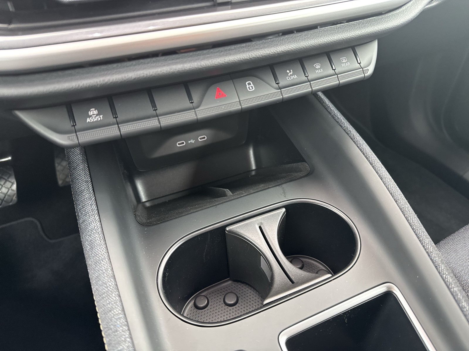 Skoda ELROQ 50 LOFT KAMERA CLIMATONIC SITZHEIZUNG