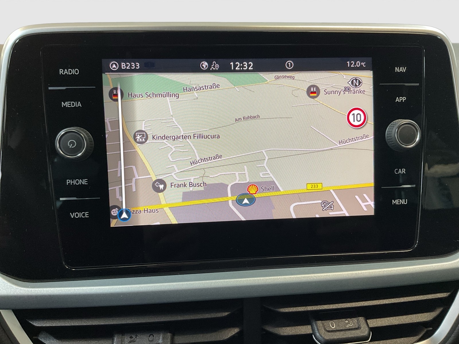 Volkswagen T-Roc 2.0 GOAL AHK CAM ACC LM18 NAVI CARPLAY