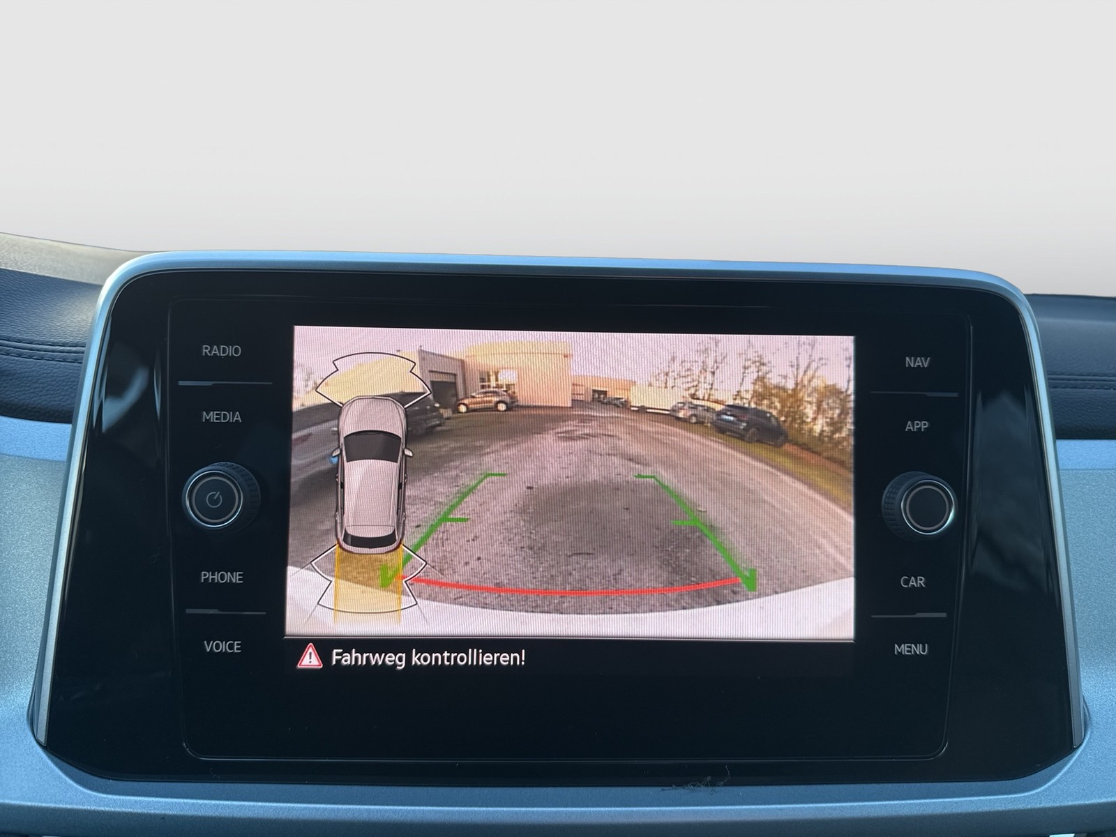 Volkswagen T-Roc 2.0 GOAL AHK CAM ACC LM18 NAVI CARPLAY