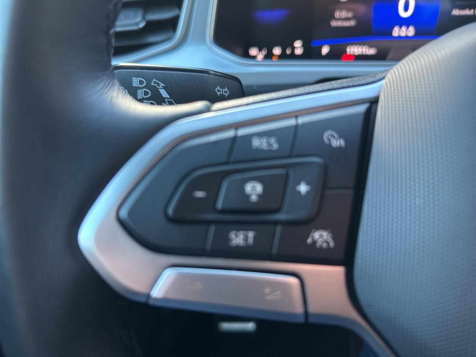 Volkswagen T-Roc 2.0 GOAL AHK CAM ACC LM18 NAVI CARPLAY