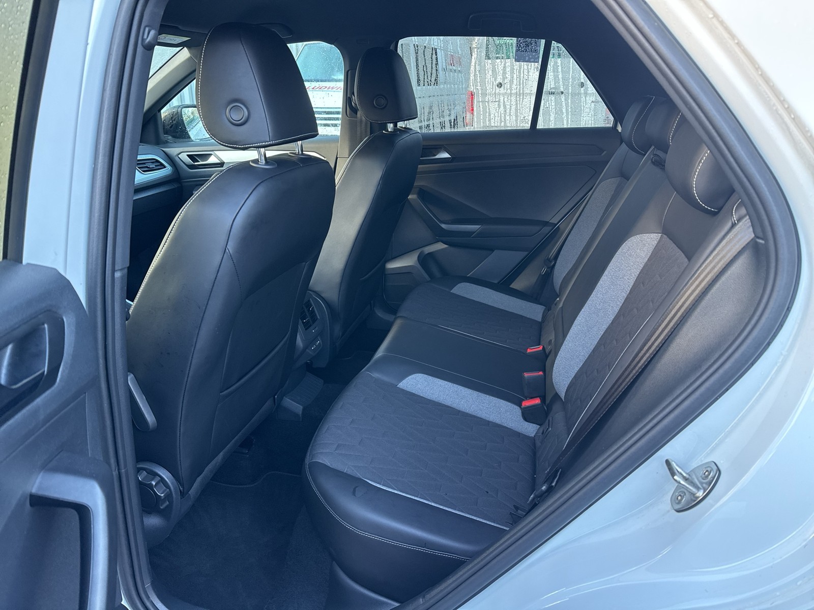 Volkswagen T-Roc 2.0 GOAL AHK CAM ACC LM18 NAVI CARPLAY