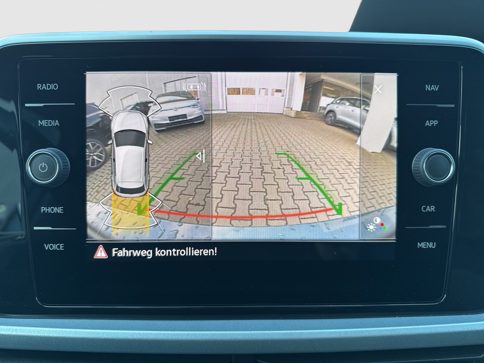 Volkswagen T-Roc 2.0 GOAL AHK CAM ACC LM17 NAVI SITZHEIZUNG