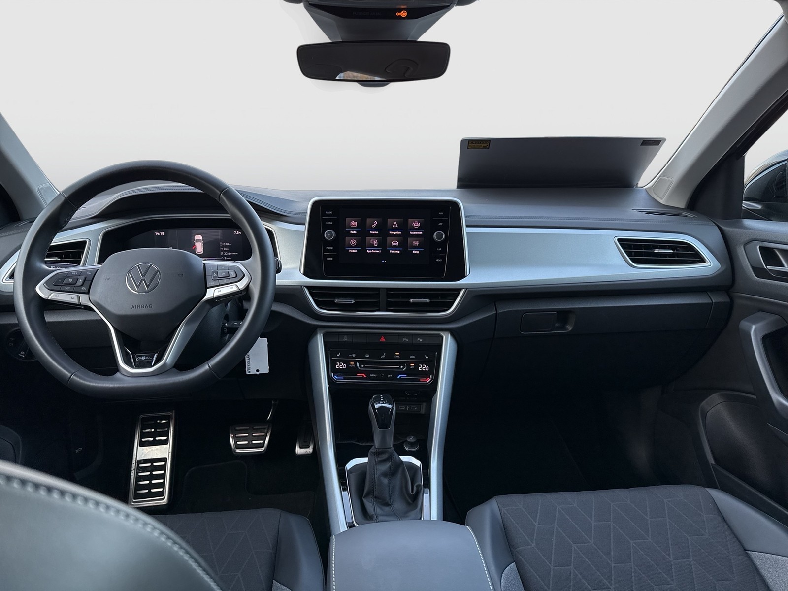 Volkswagen T-Roc 2.0 GOAL AHK CAM ACC LM17 NAVI SITZHEIZUNG