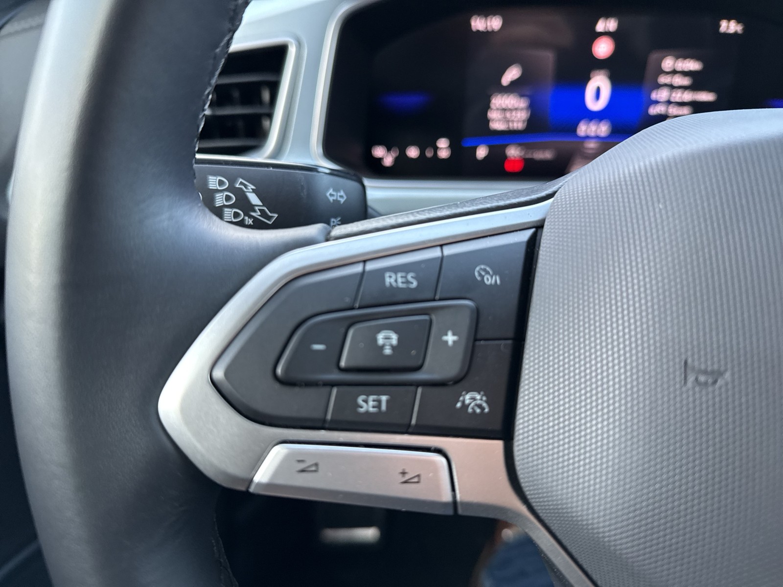 Volkswagen T-Roc 2.0 GOAL AHK CAM ACC LM17 NAVI SITZHEIZUNG