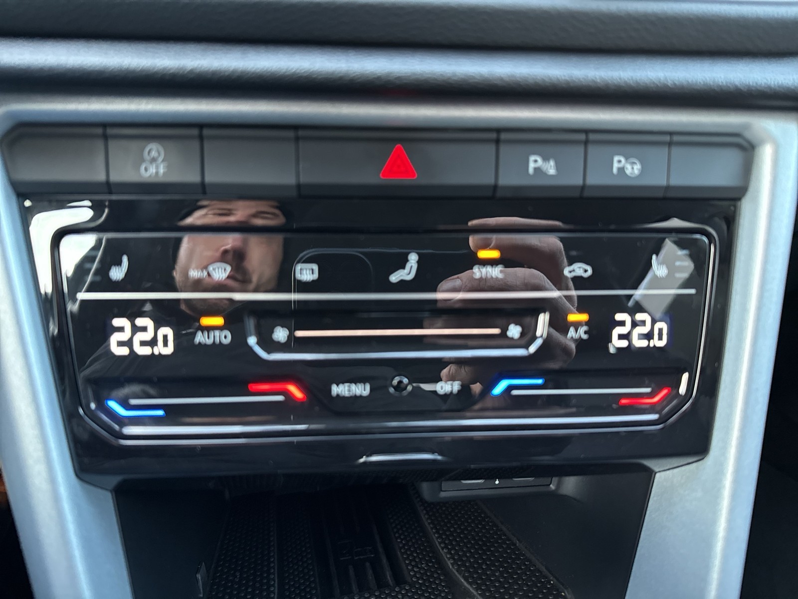 Volkswagen T-Roc 2.0 GOAL AHK CAM ACC LM17 NAVI SITZHEIZUNG