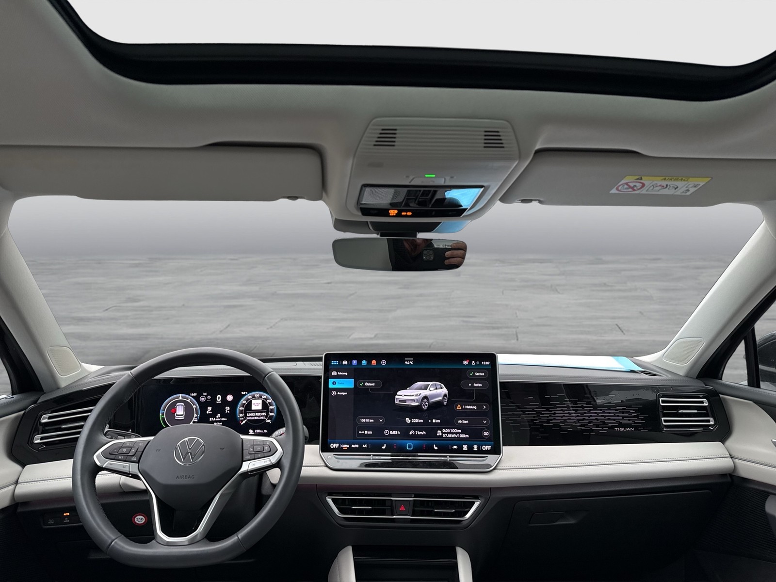 Volkswagen Tiguan 1.5 HYBRID ELEGANCE NEUES MODELL PANO AHK