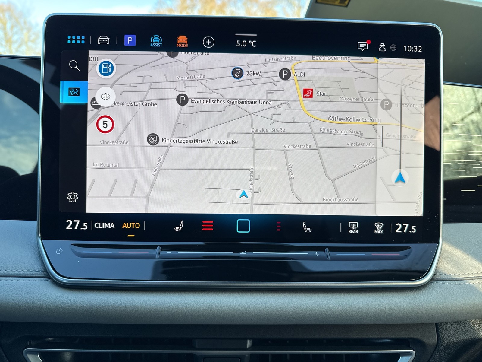 Volkswagen Tiguan 2.0 ELEGANCE NEUES MODELL AHK CAM ACC 18Z