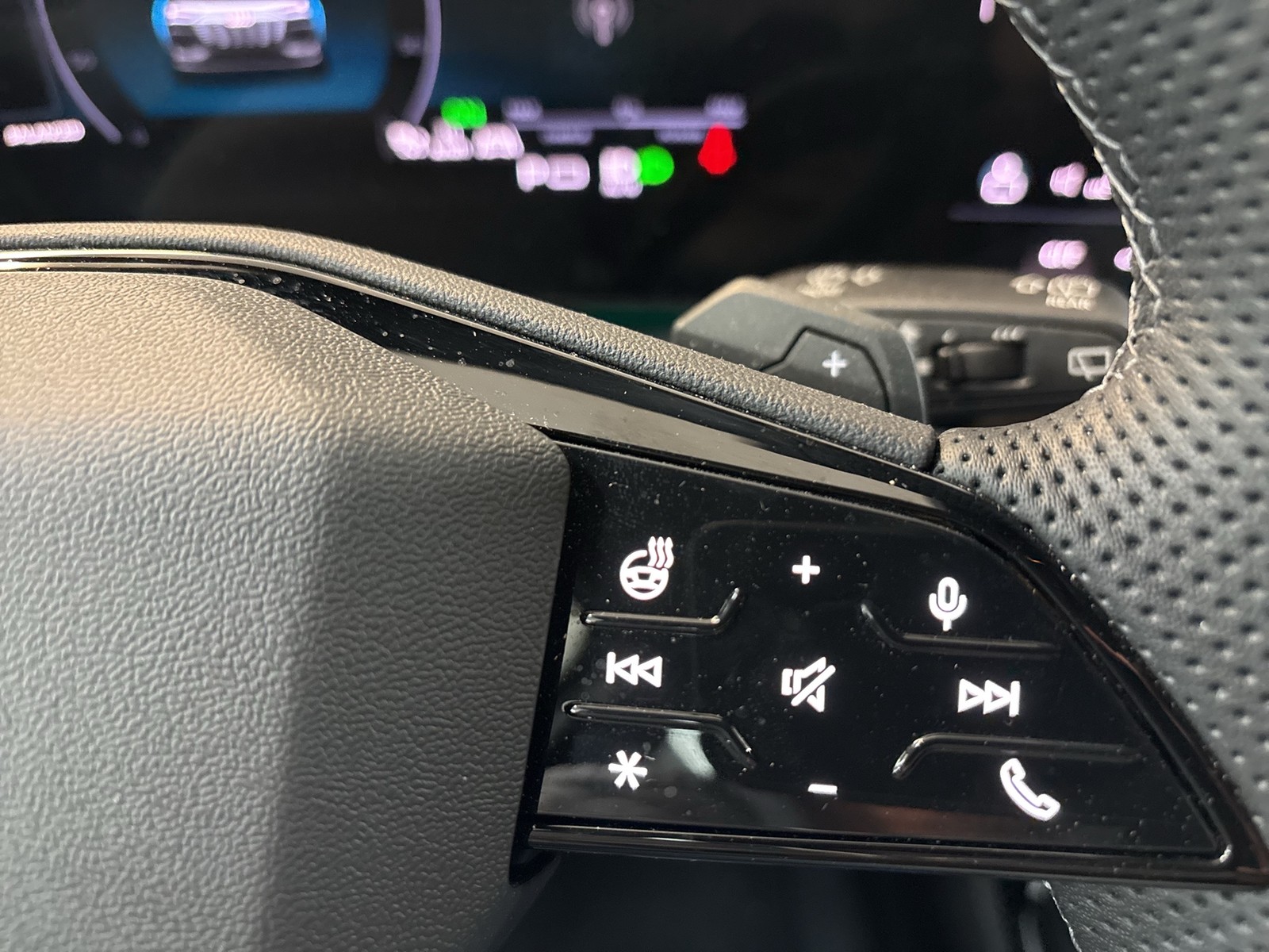 Audi Q6 e-tron quattro S LINE TECHPRO 21" LUFTFEDEDRUNG