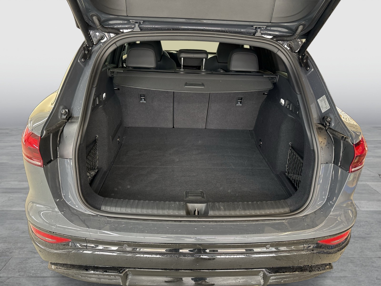 Audi Q6 e-tron quattro S LINE TECHPRO 21" LUFTFEDEDRUNG