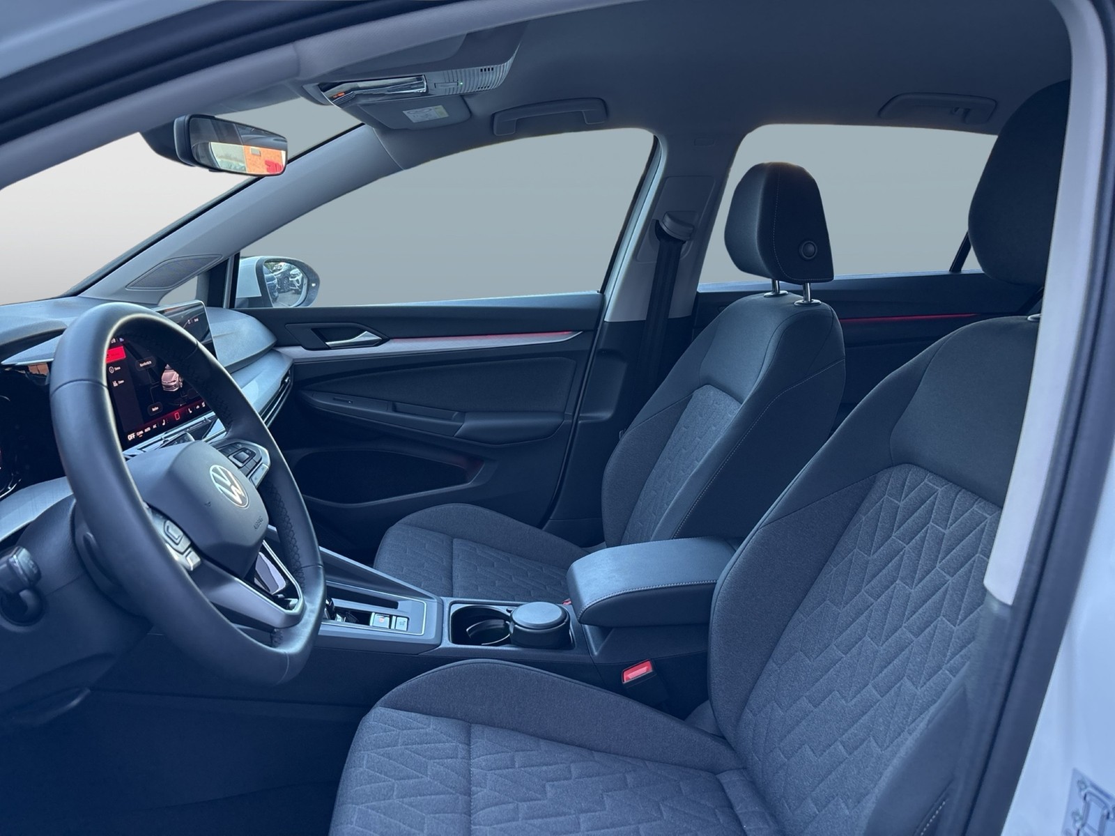 Volkswagen Golf VIII 1.5 eTSI LIFE ACC CARPLAY ALU SITZHEIZ