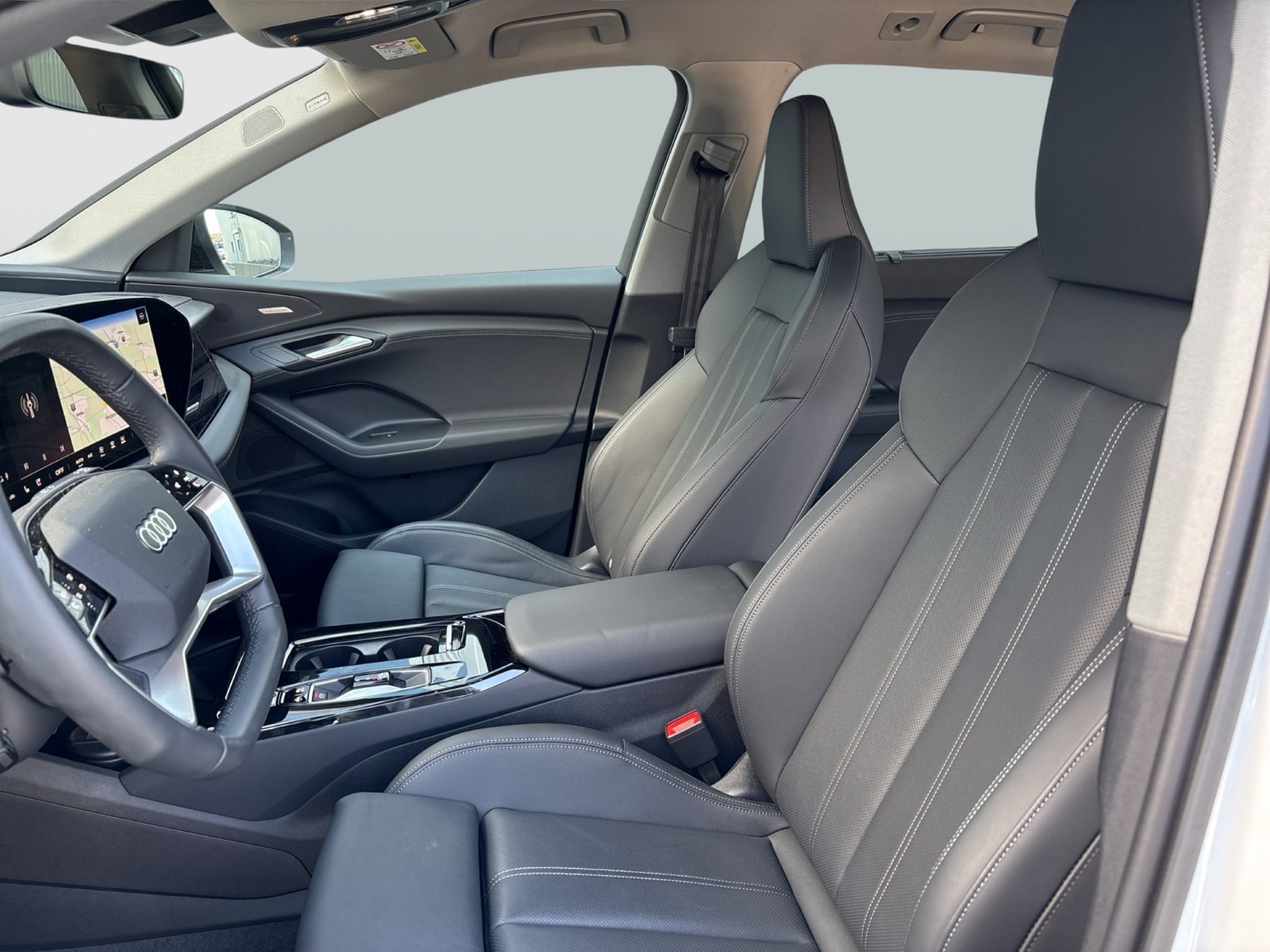 Audi Q6 e-tron quattro S LINE TECHPRO SPORTSOUND 21"