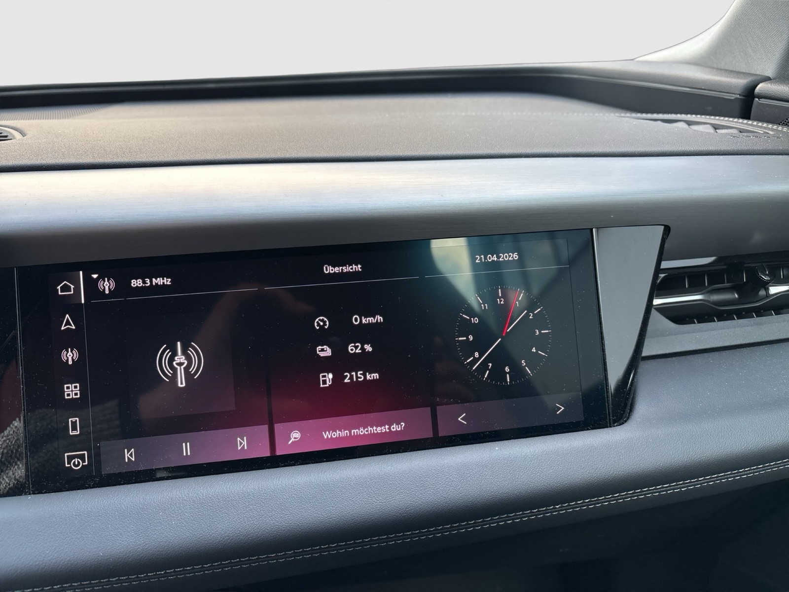 Audi Q6 e-tron quattro S LINE TECHPRO SPORTSOUND 21"