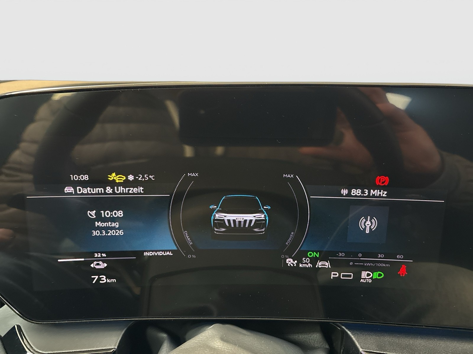 Audi Q6 e-tron quattro S LINE BLCKPAK LUFTFEDER PANO