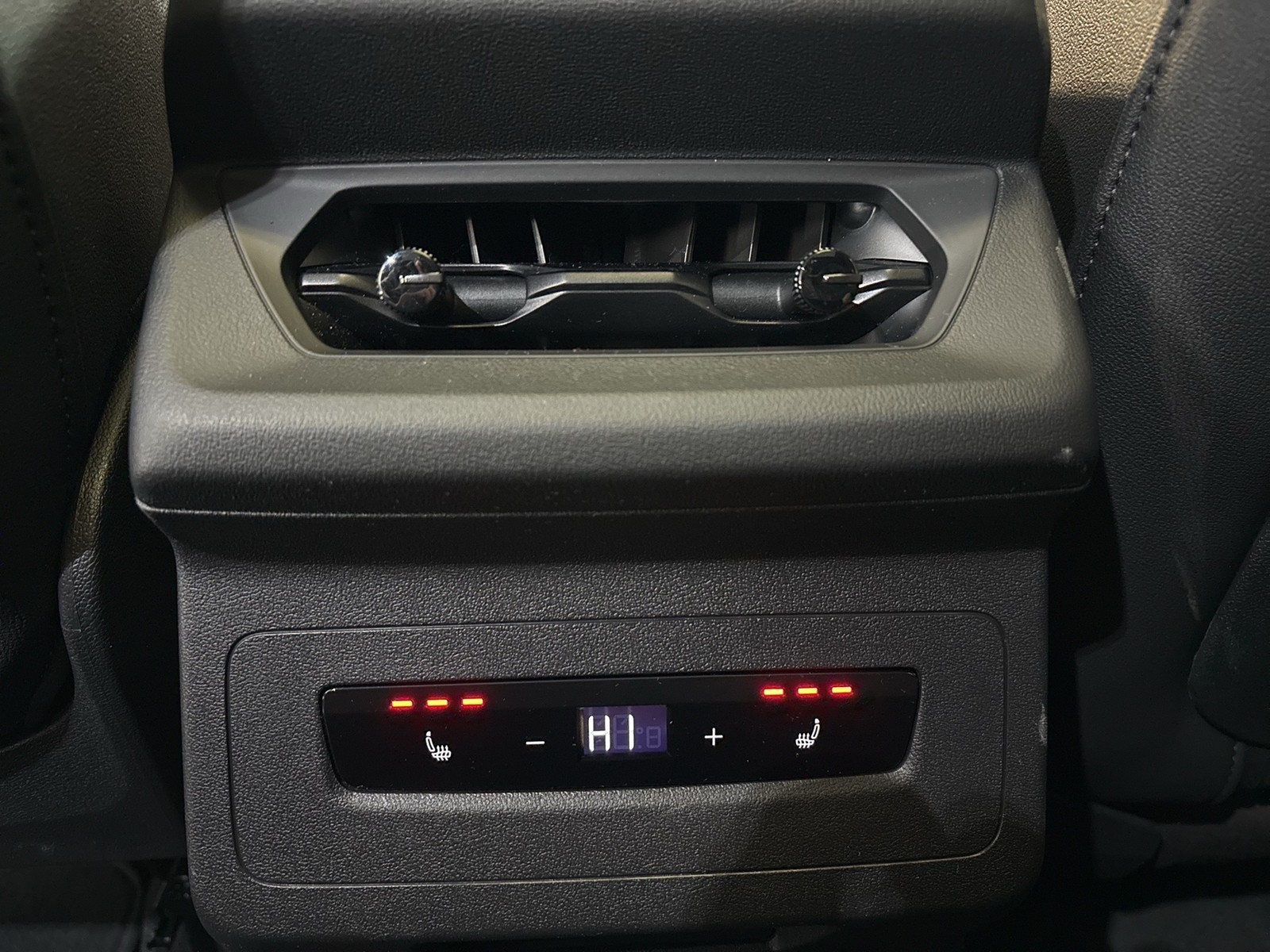 Audi Q6 e-tron quattro S LINE BLCKPAK LUFTFEDER PANO