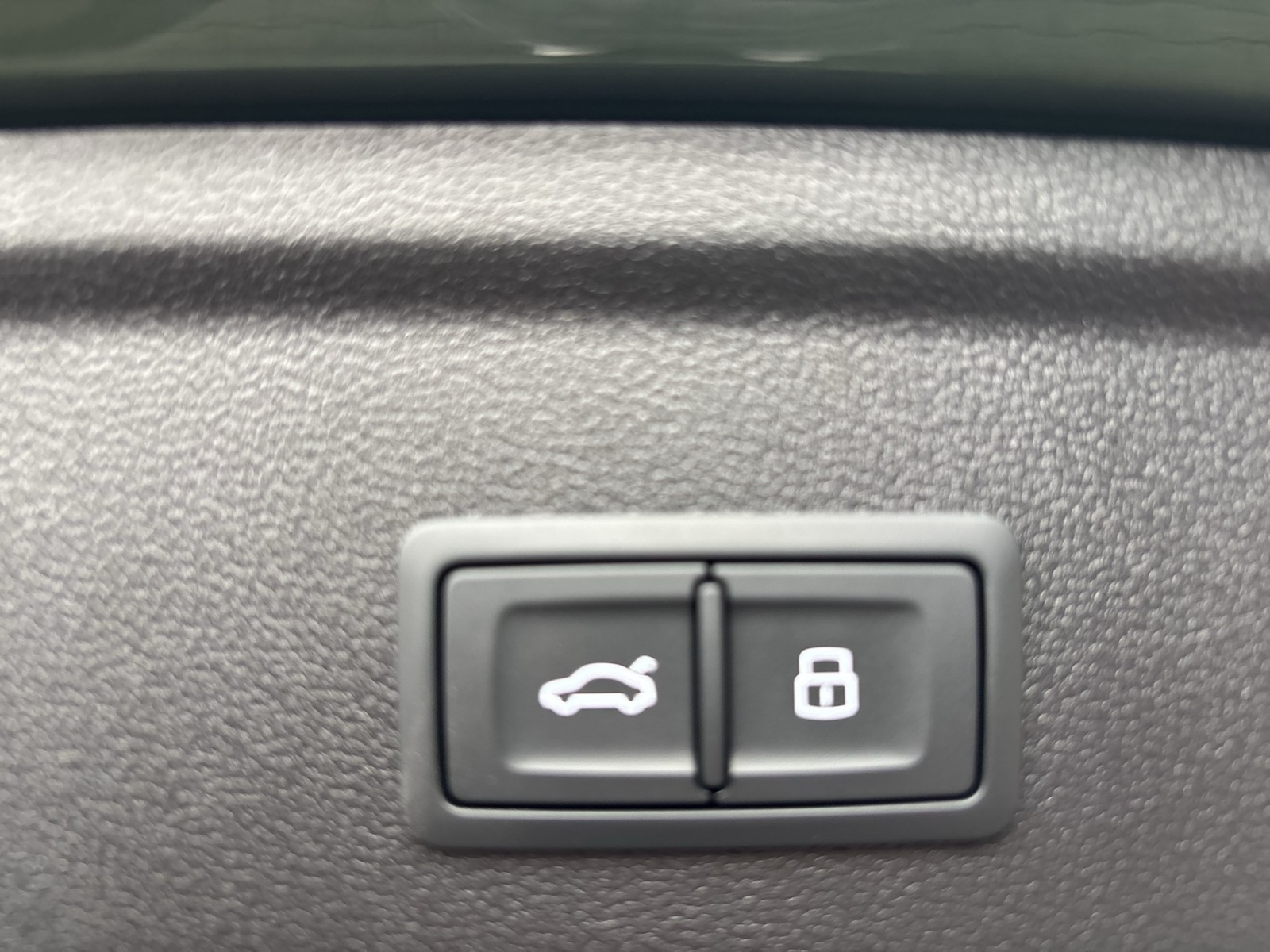 Audi A3 Sportback 35 AHK LM17 E-KLAPPE NAVI+ SITZHEIZ