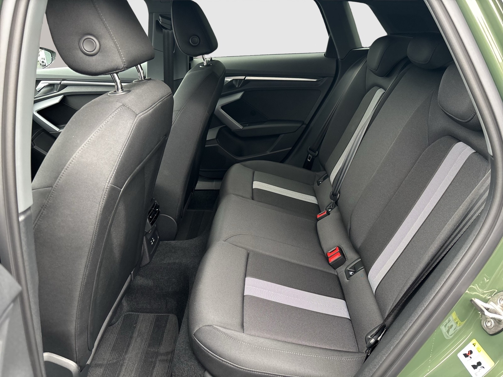 Audi A3 Sportback 35 AHK LM17 E-KLAPPE NAVI+ SITZHEIZ