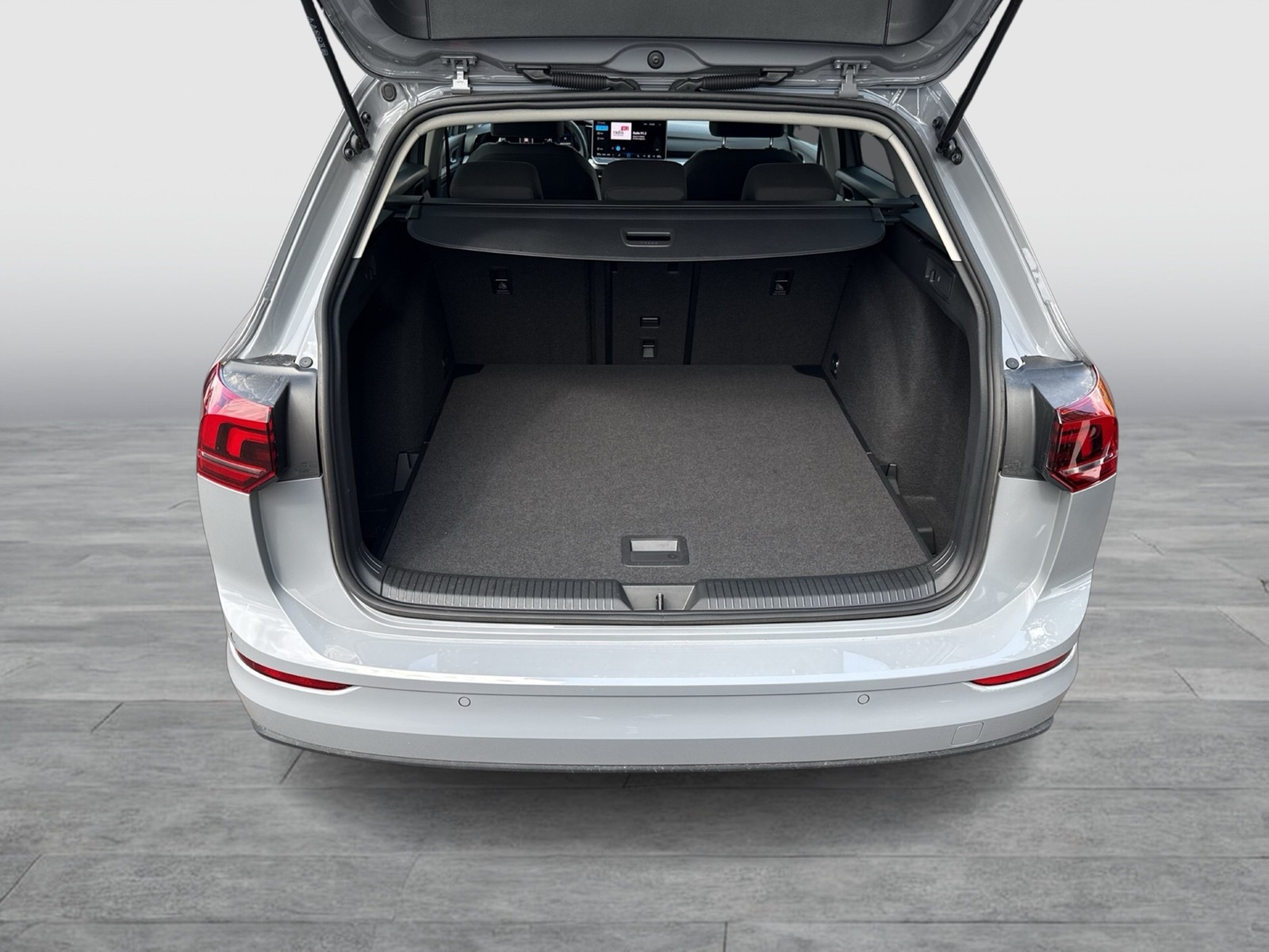Volkswagen Golf Variant VIII 1.5 GOAL HARMAN KARDON CARPLAY