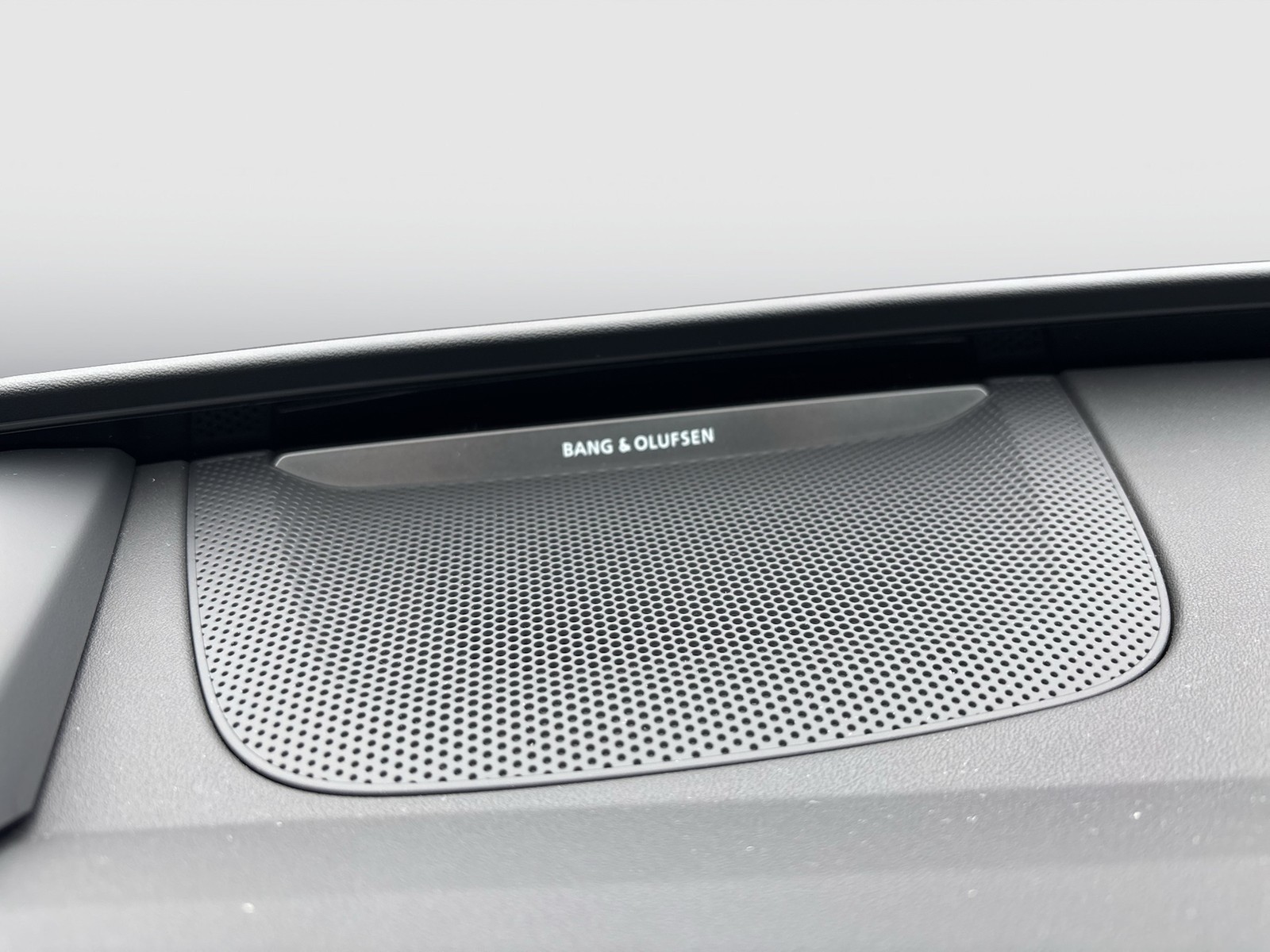 Audi A6 e-tron Avant performance S LINE PANO B&O LM21