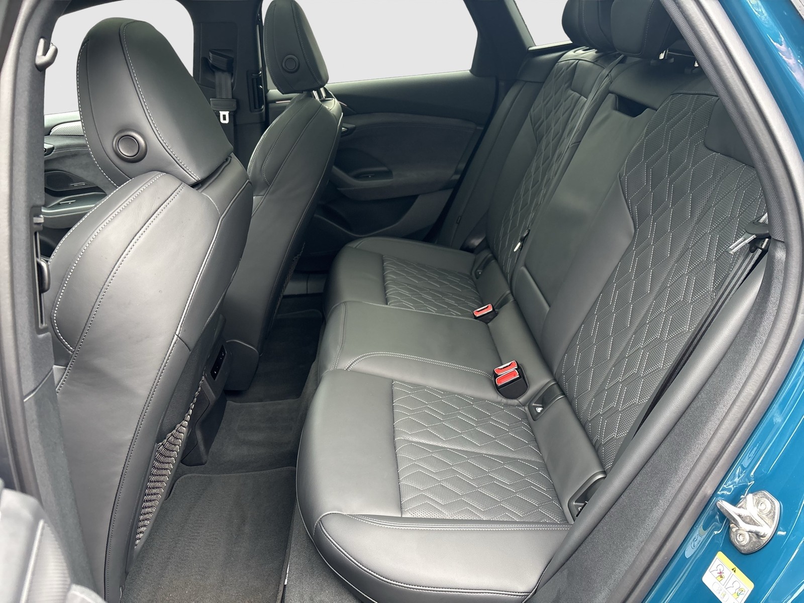 Audi A6 e-tron Avant performance S LINE PANO B&O LM21