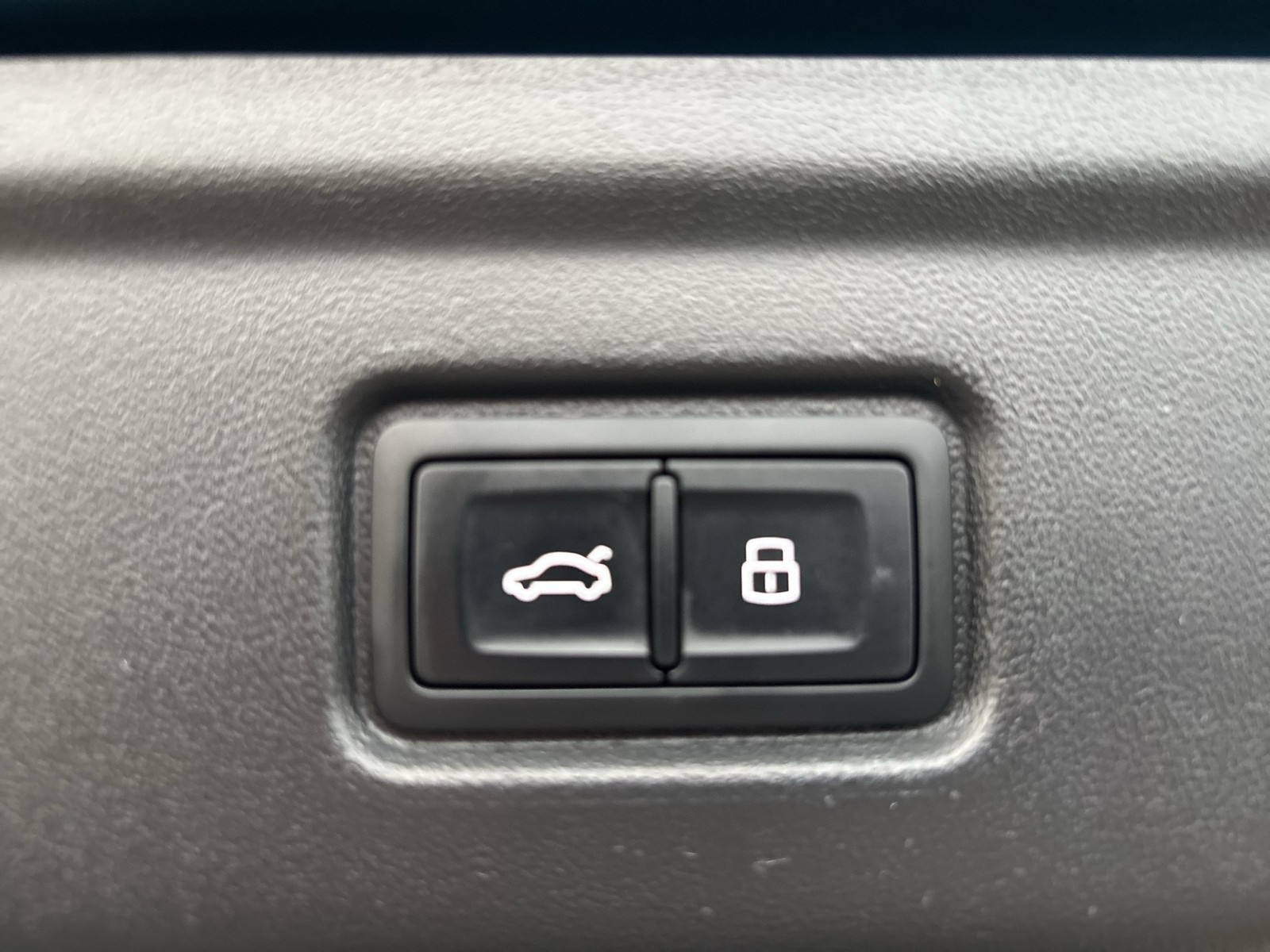 Audi A6 e-tron Avant performance S LINE PANO B&O LM21