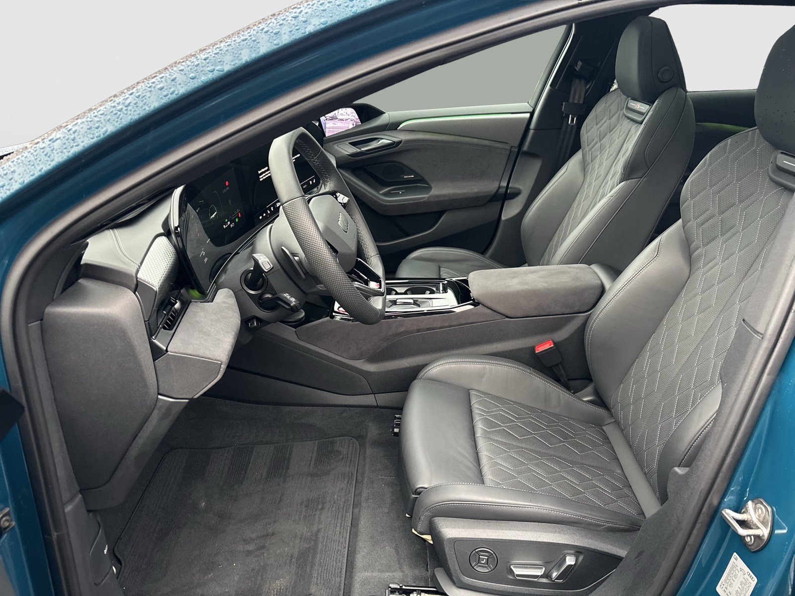 Audi A6 e-tron Avant performance S LINE PANO B&O LM21