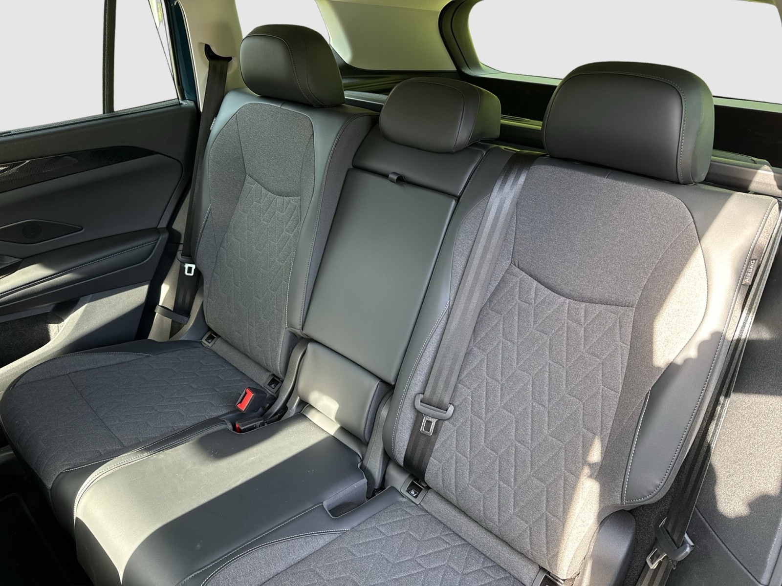 Volkswagen Tayron 1.5 HYBRID LIFE AHK CAM ACC LM18 NAVI