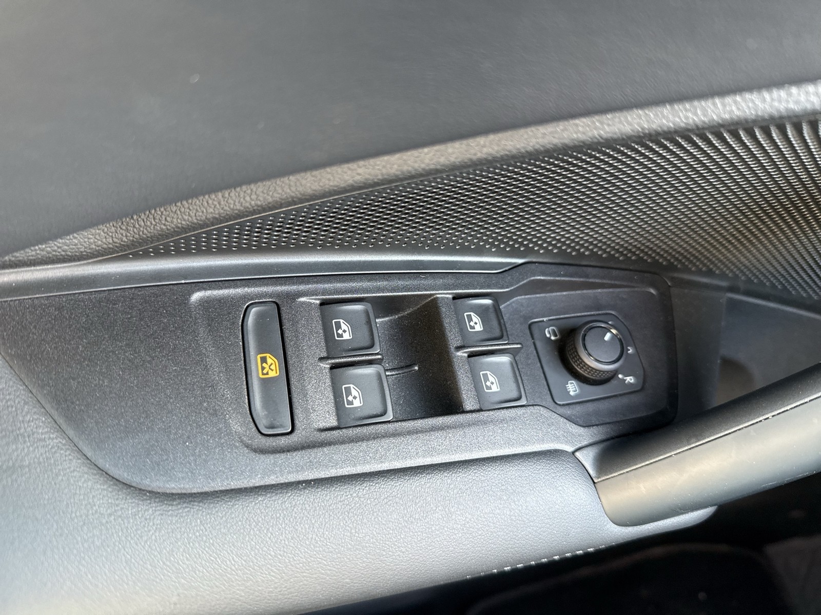 Volkswagen Tayron 1.5 HYBRID LIFE AHK CAM ACC LM18 NAVI