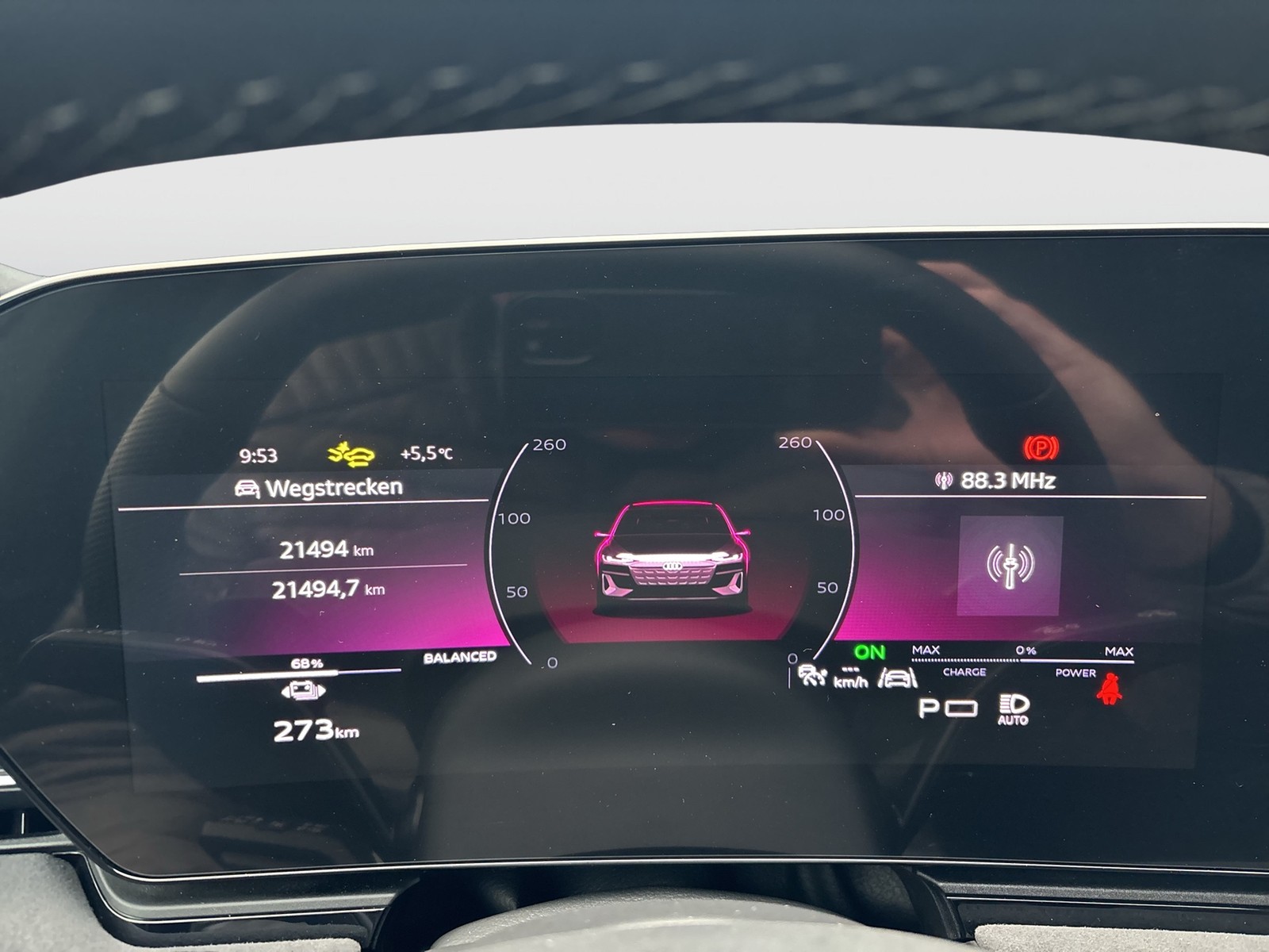 Audi A6 e-tron Avant performance S LINE PANO AHK LM21