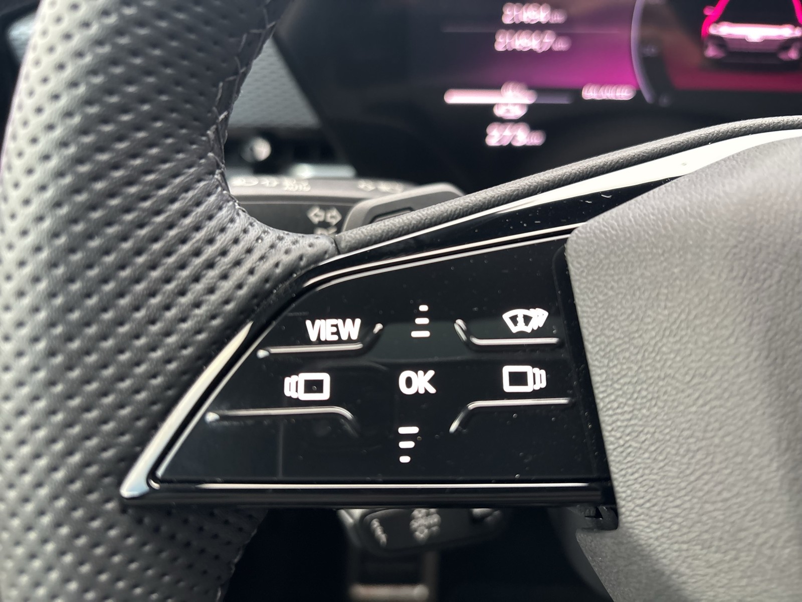 Audi A6 e-tron Avant performance S LINE PANO AHK LM21