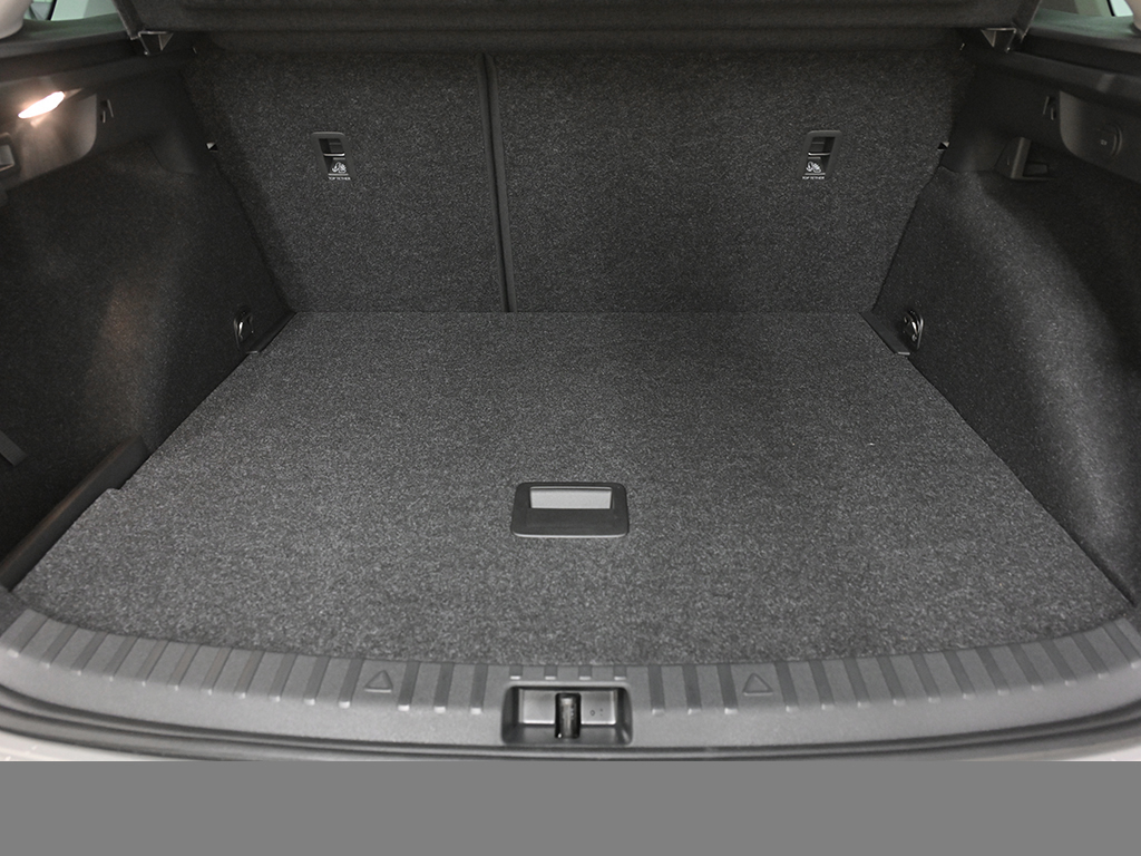 Skoda Scala 1.5 BALANCE DSG AHK NAVI KEYLESS CAM LM17