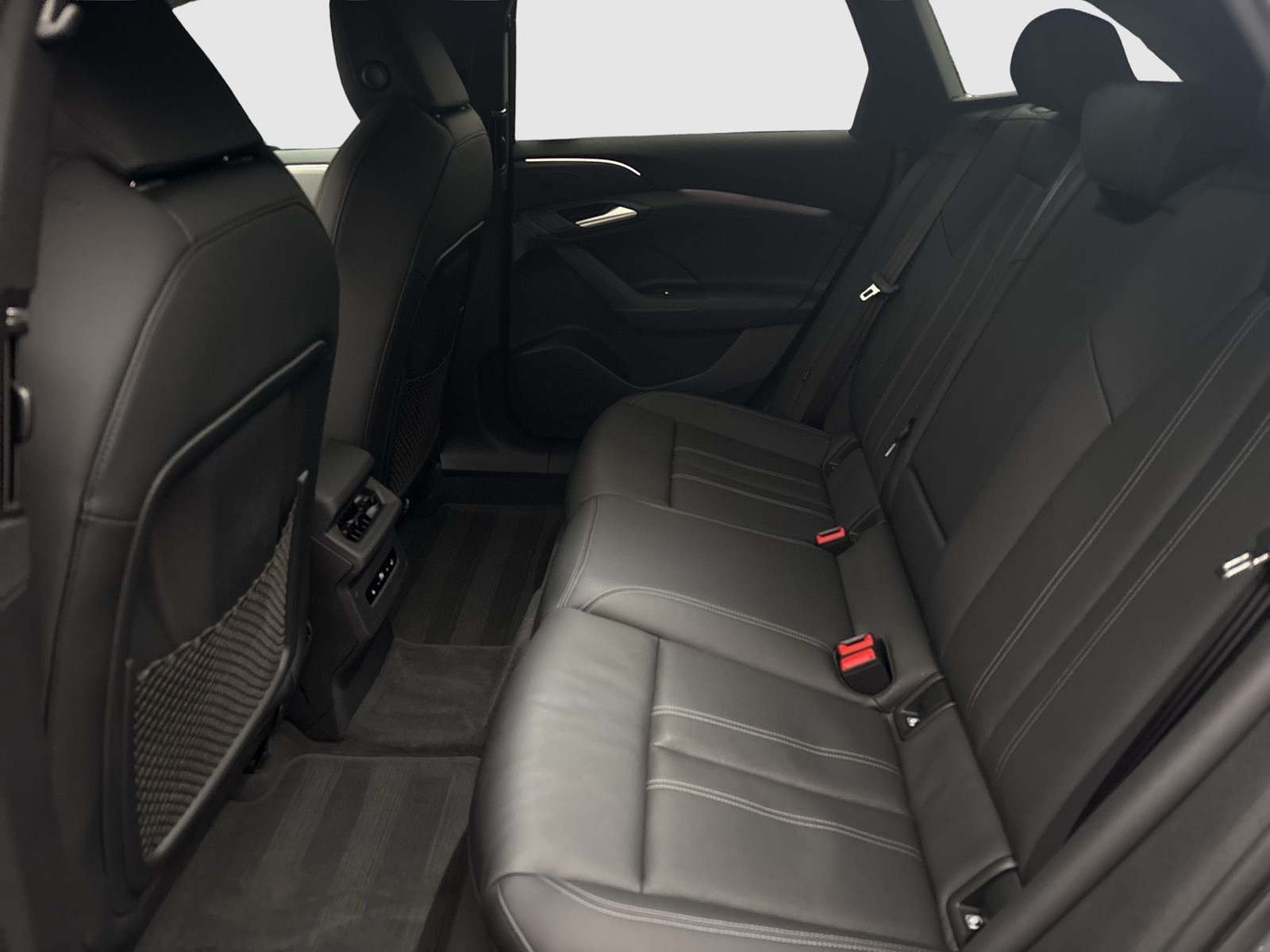 Audi A6 e-tron Avant performance advanced AHK ACC 20Z