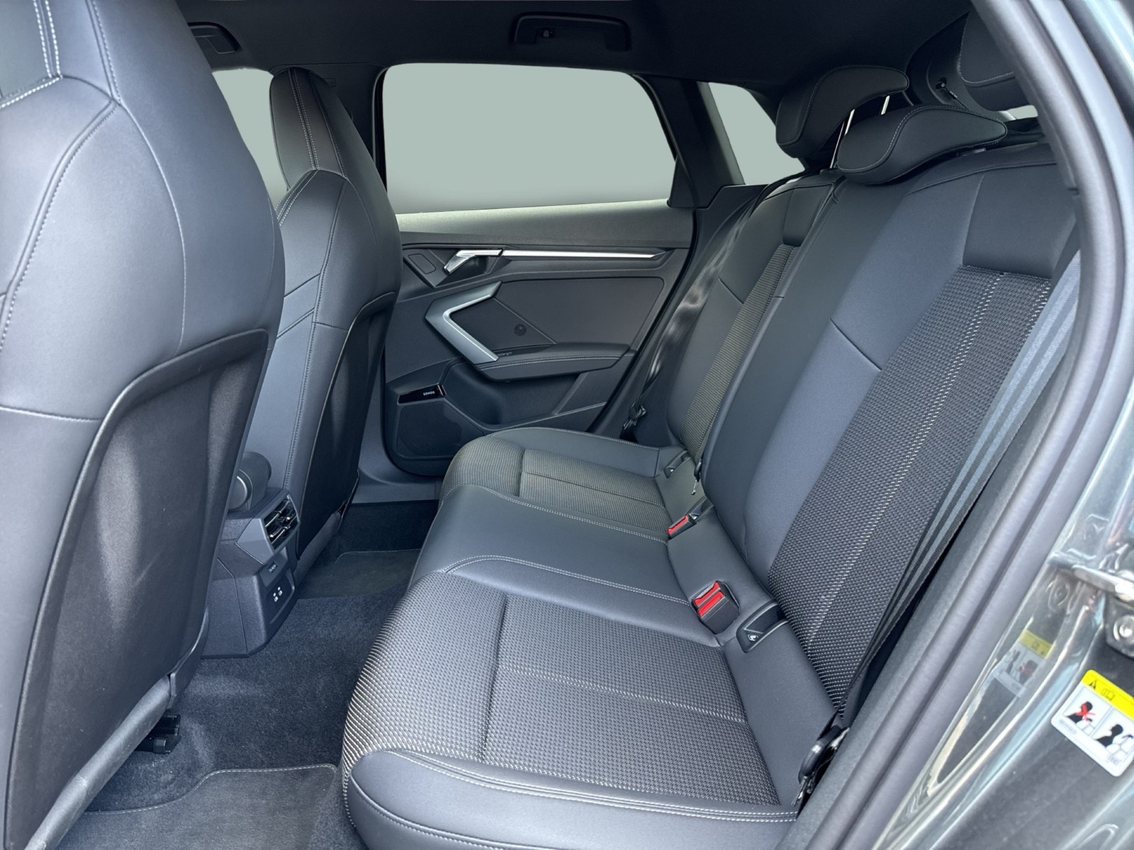 Audi A3 Sportback 45 HYBRID S LINE BLACKPAK SONOS AHK