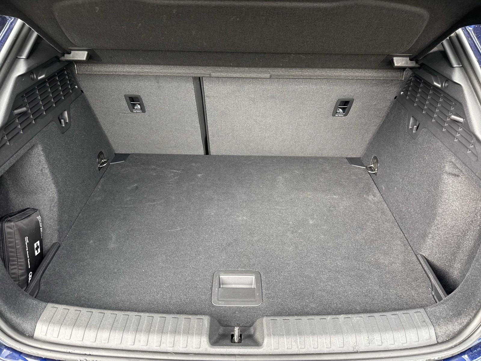 Audi A3 Sportback 40 HYBRID advanced NAVI+ CAM LM18