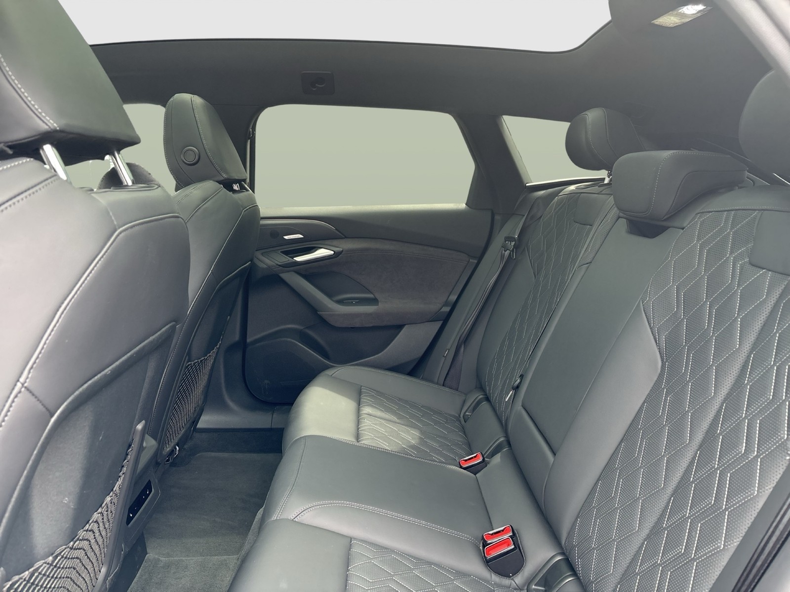 Audi A6 e-tron Avant quattro S LINE PANO B&O AHK LM21