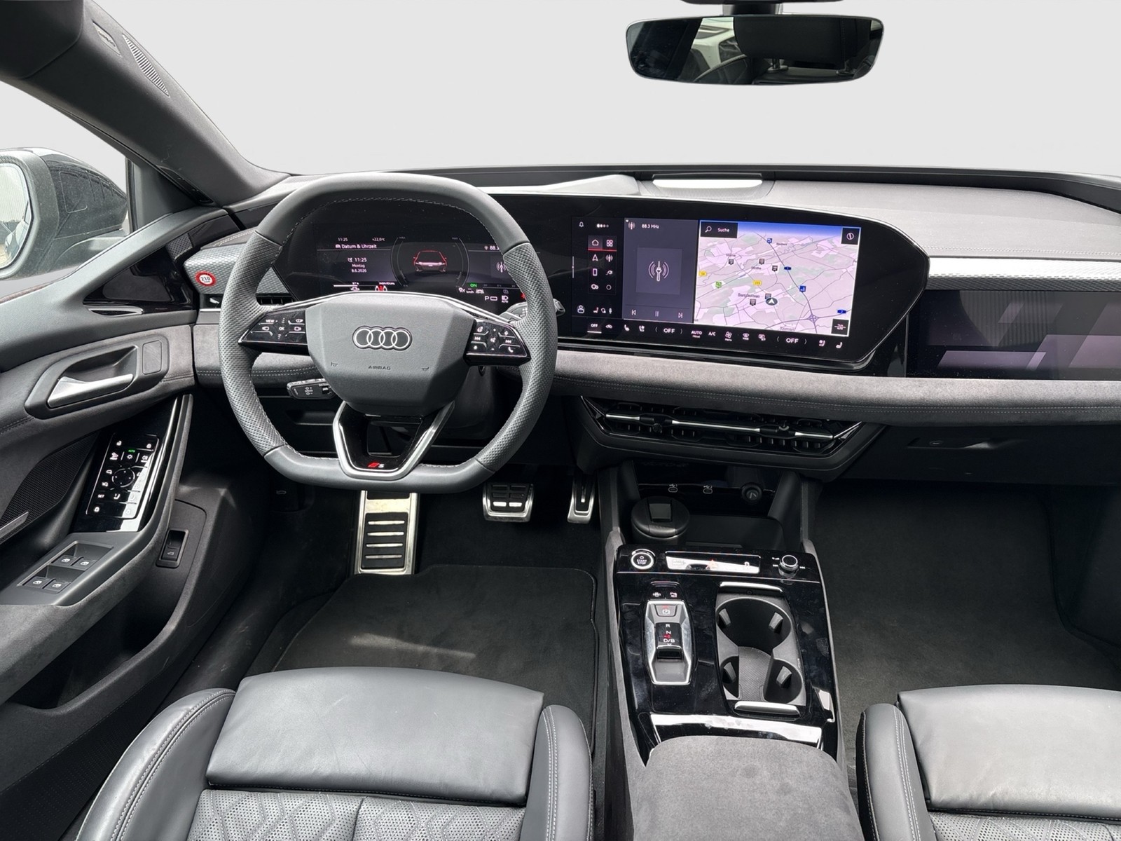 Audi A6 e-tron Avant quattro S LINE PANO B&O AHK LM21