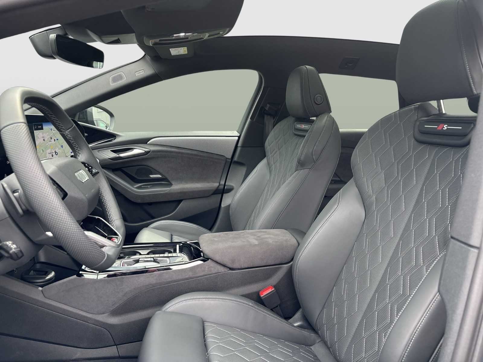 Audi A6 e-tron Avant quattro S LINE PANO B&O AHK LM21