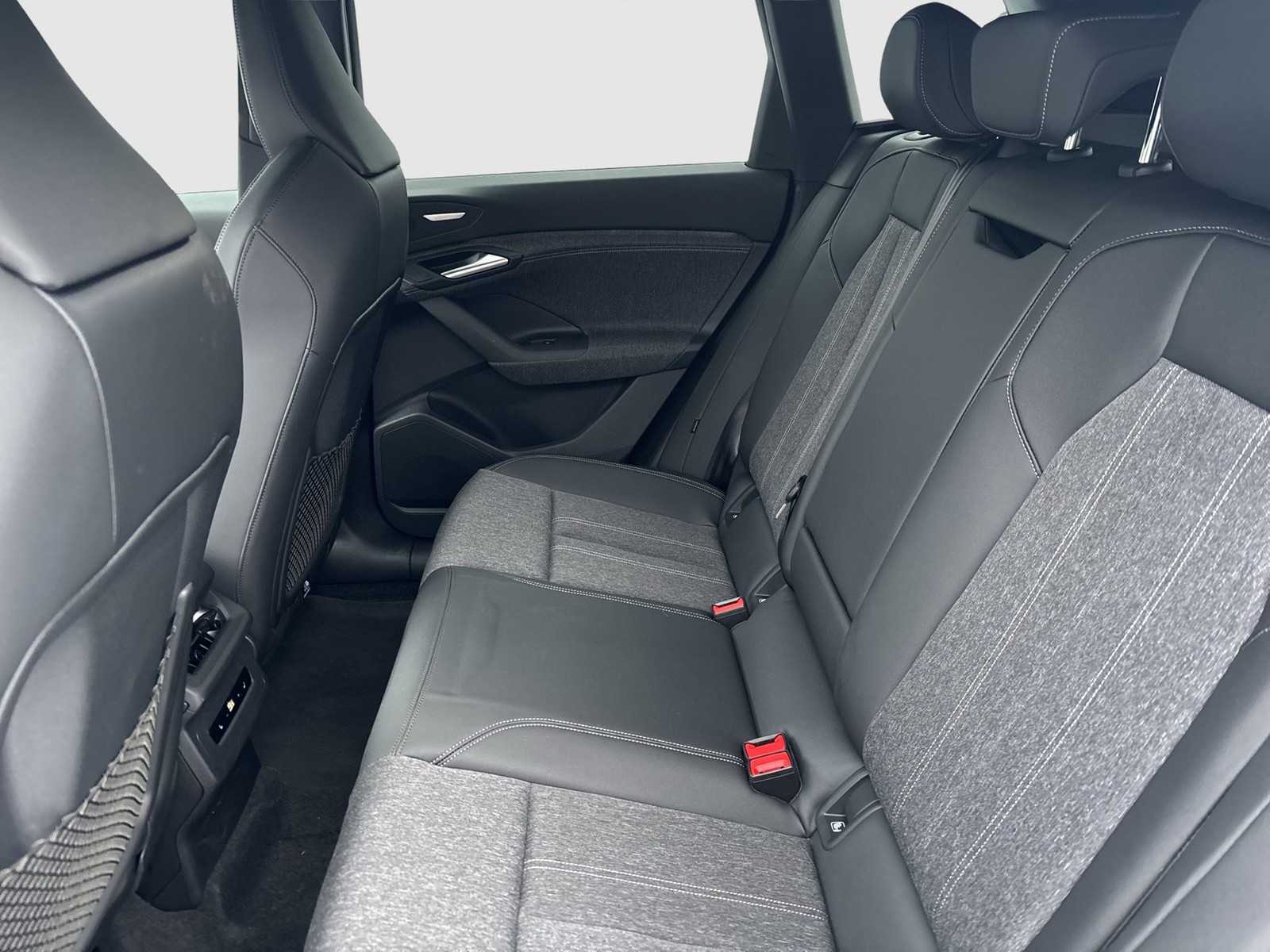 Audi Q6 e-tron quattro S LINE BLACKPAK CARBON 360CAM