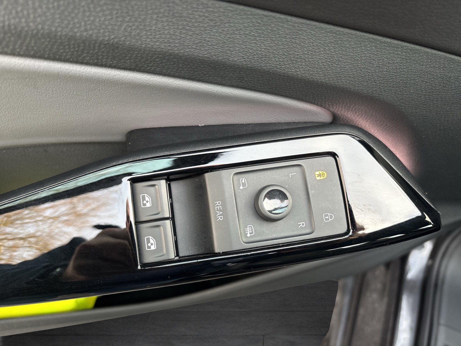 Volkswagen ID.4 Pure Performance CITY WÄRMEPUMPE ACC LM19