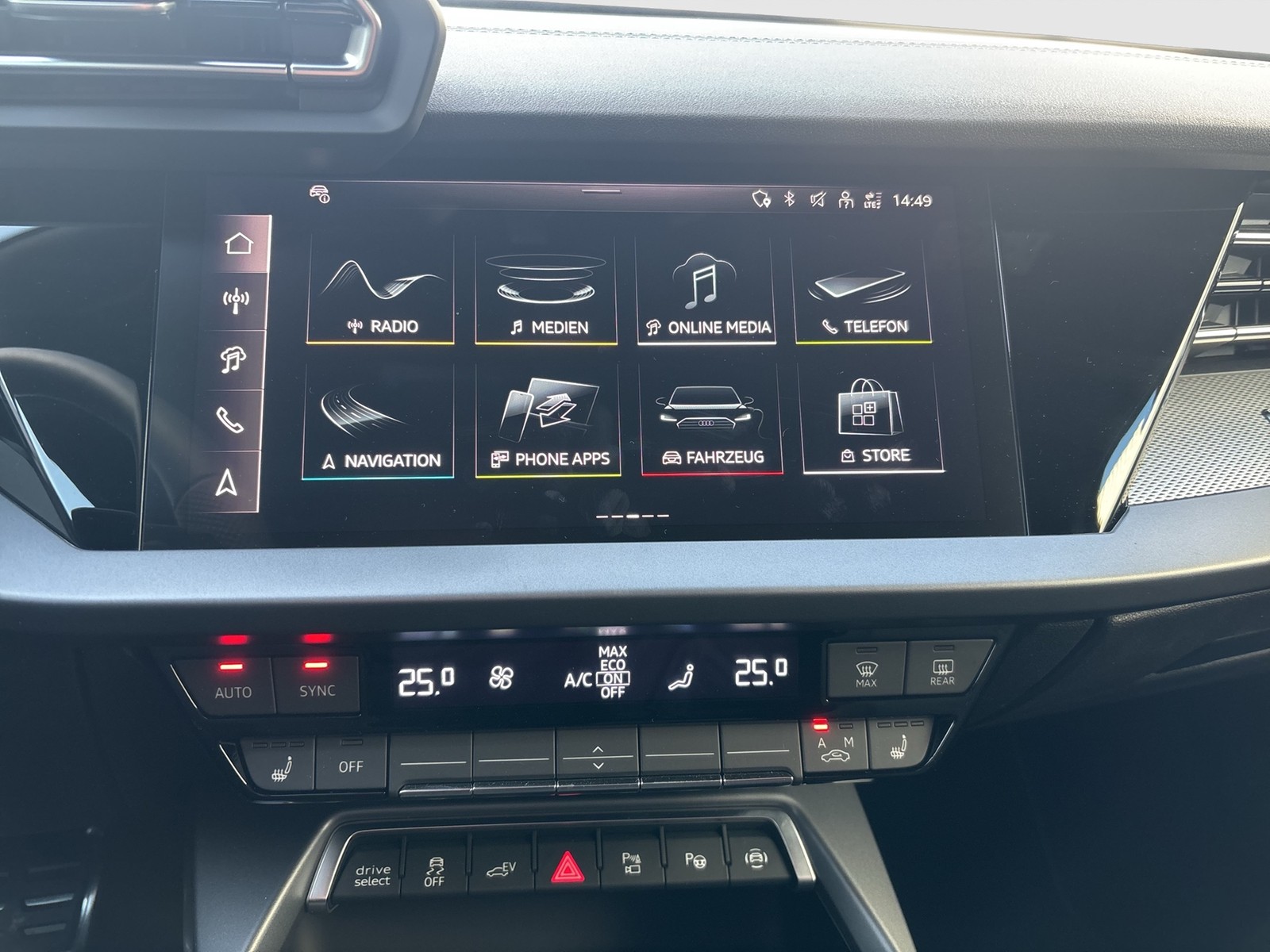 Audi A3 Sportback 40 HYBRID S LINE NAVI+ CAM AHK LED