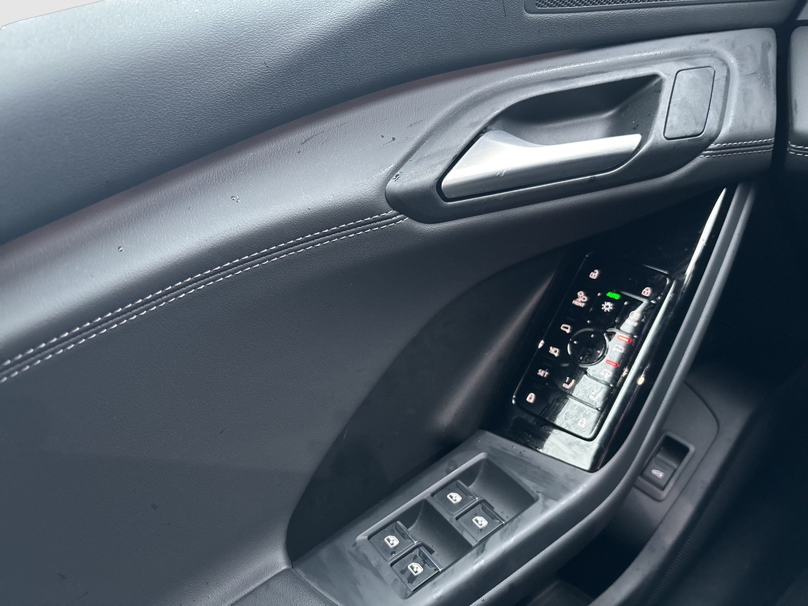 Audi Q6 e-tron quattro S LINE 360°CAM MATRIXLED LM20