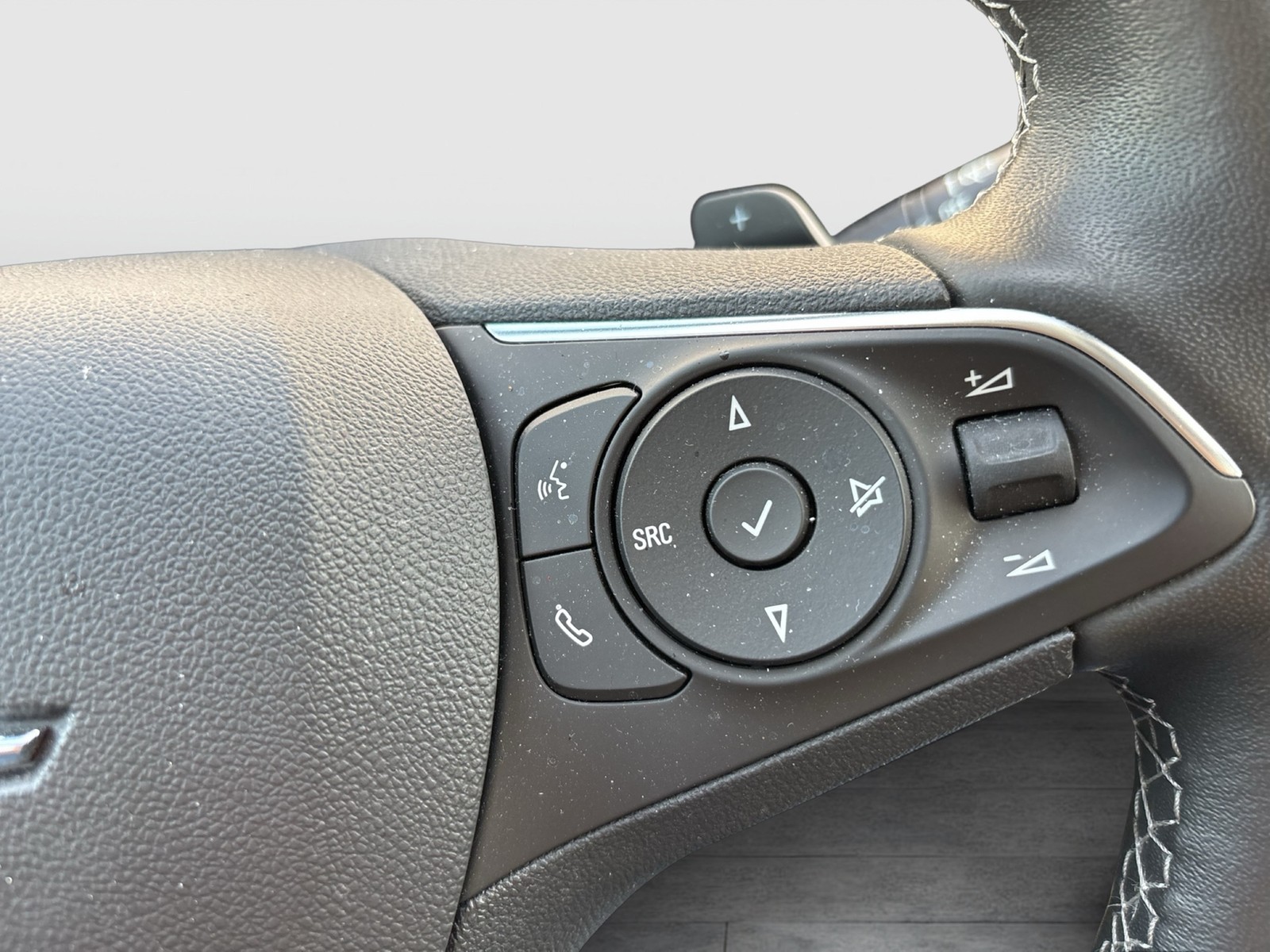 Opel Grandland (X) 1.2 GS Line CAM LM18 NAVI SITZHEIZUNG