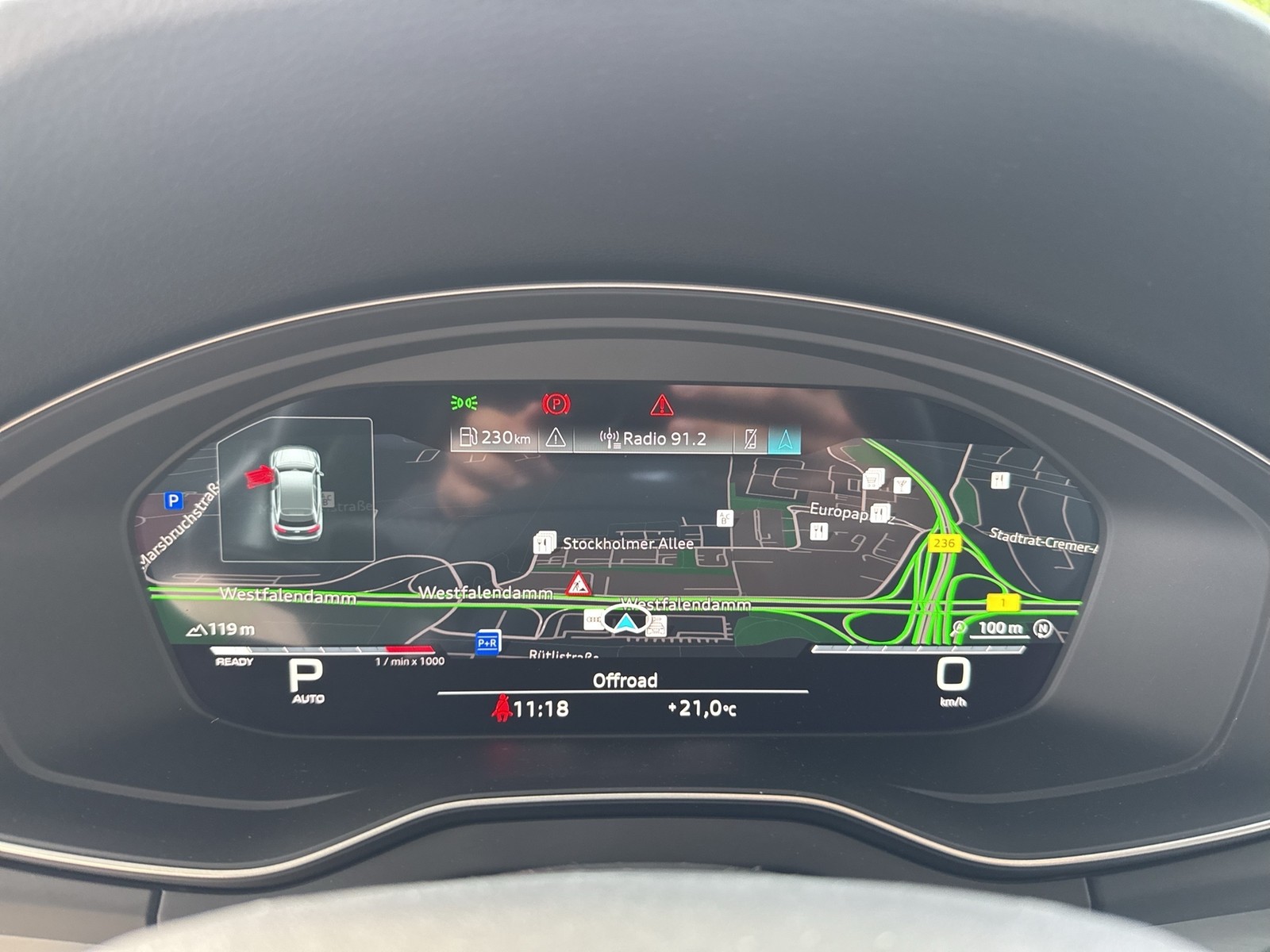 Audi Q5 40 quattro S LINE BLACKPAK AHK CAM LM18 NAVI+