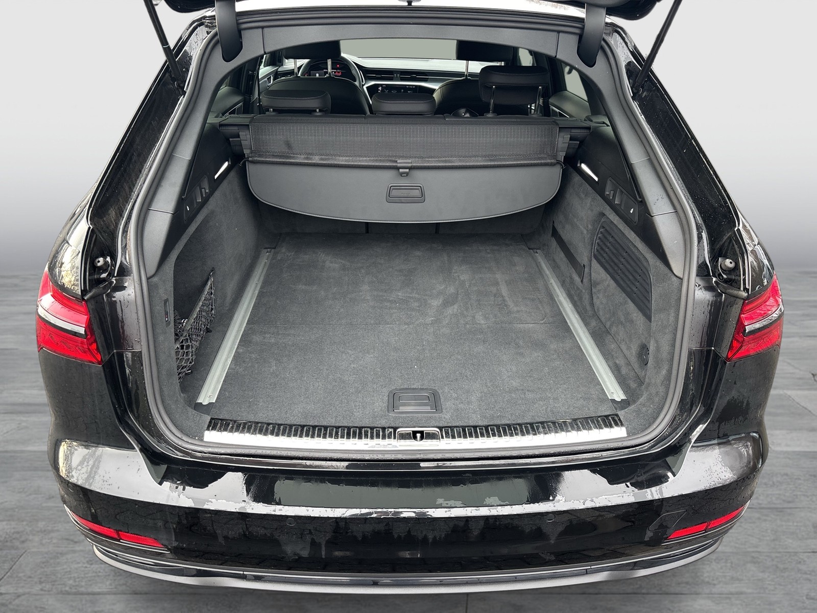 Audi A6 Avant 45 quattro advanced BLACKPAK AHK CAM