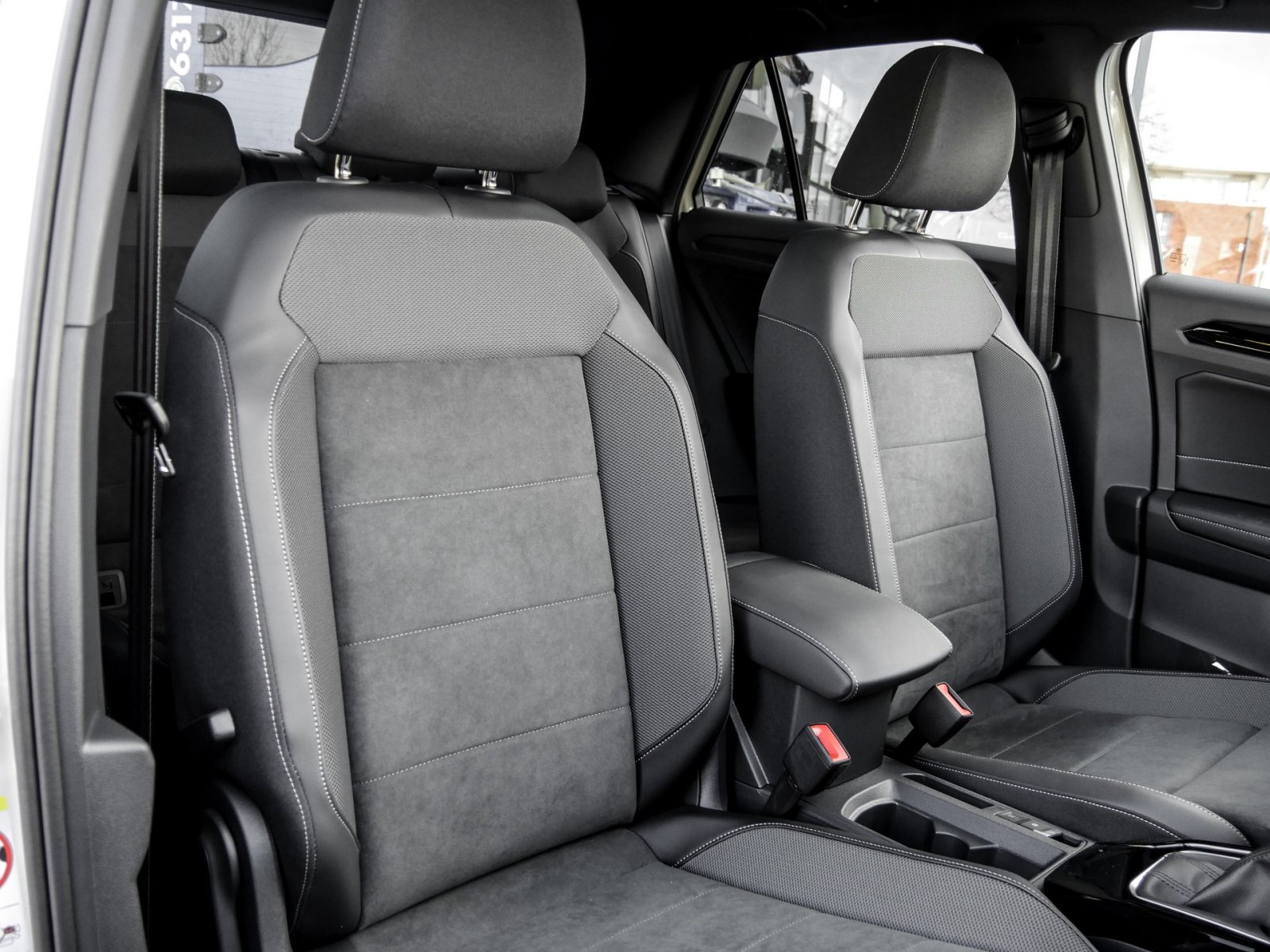 Volkswagen T-Roc 1.5 R-LINE DSG