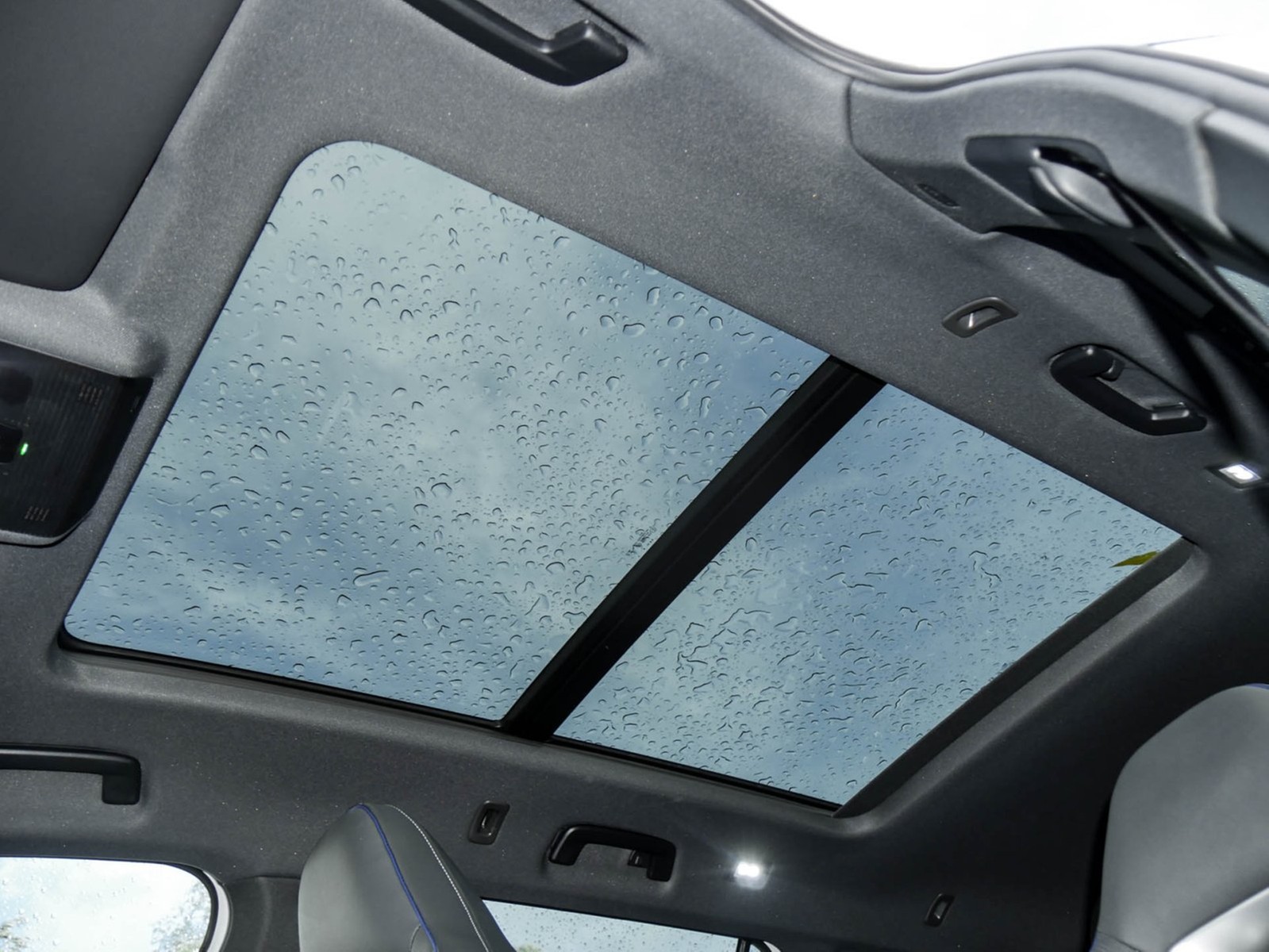 Volkswagen Passat Variant 2.0 R-LINE 4X4 LEDER PANO ACC AHK