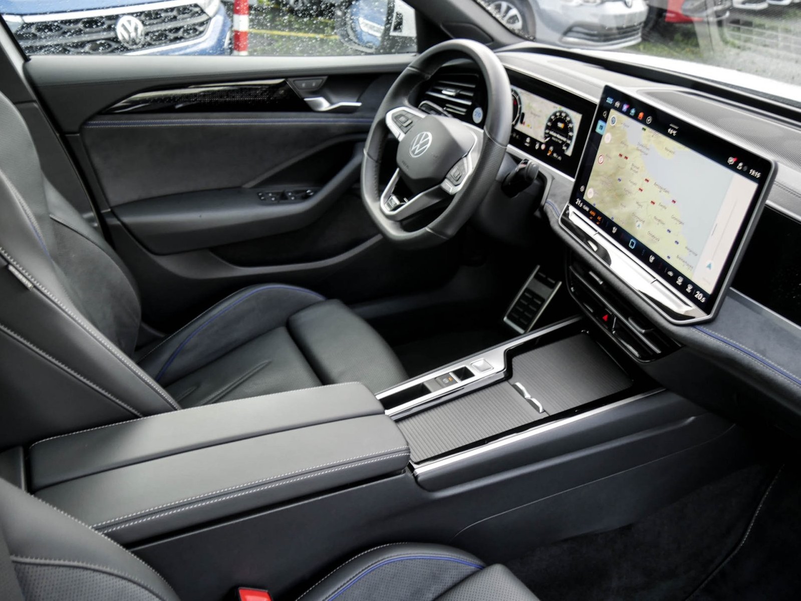 Volkswagen Passat Variant 2.0 R-LINE 4X4 LEDER PANO ACC AHK