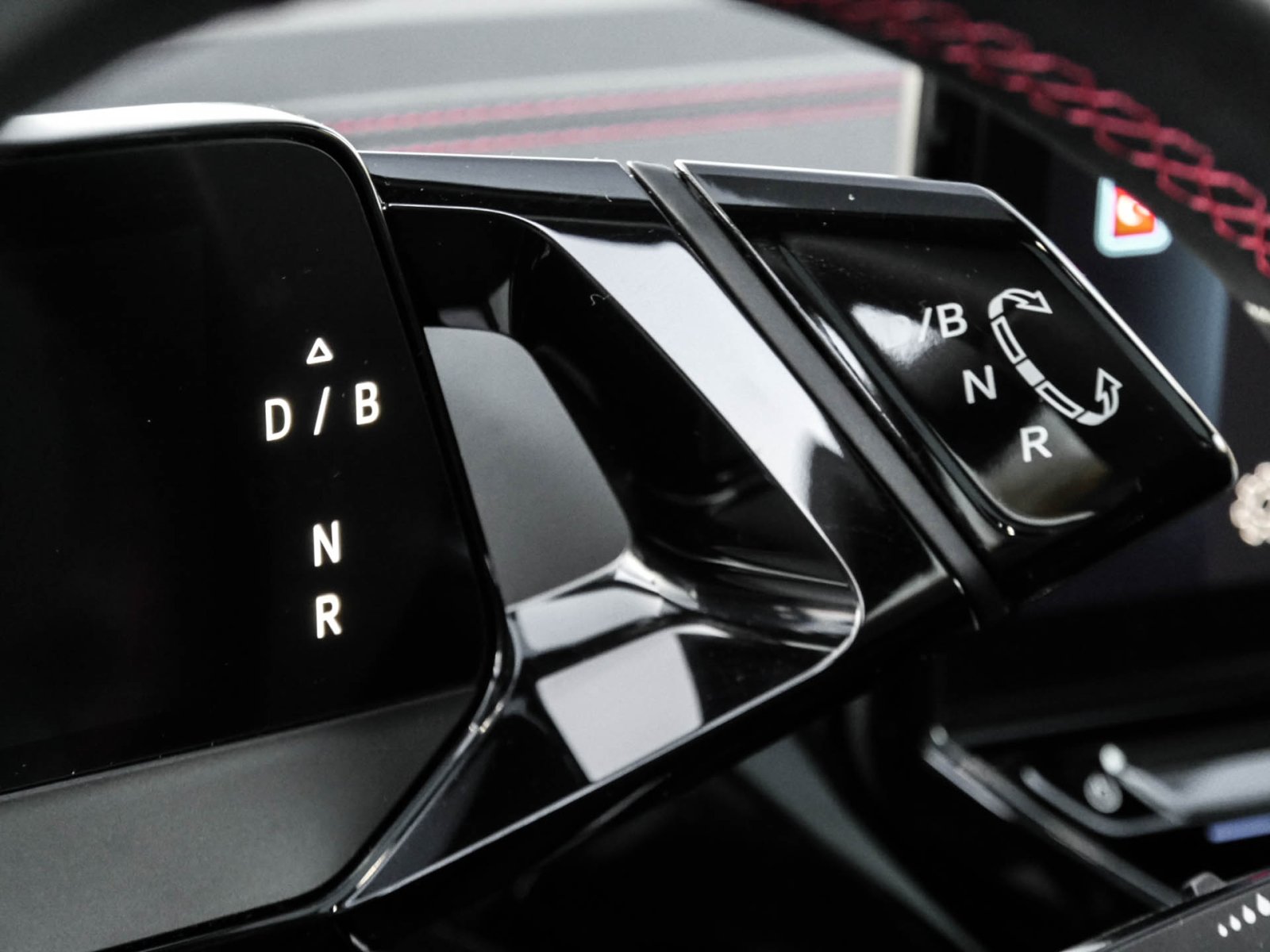 Volkswagen ID.4 GTX 4MOTION AHK LM21 SPORT"PLUS"