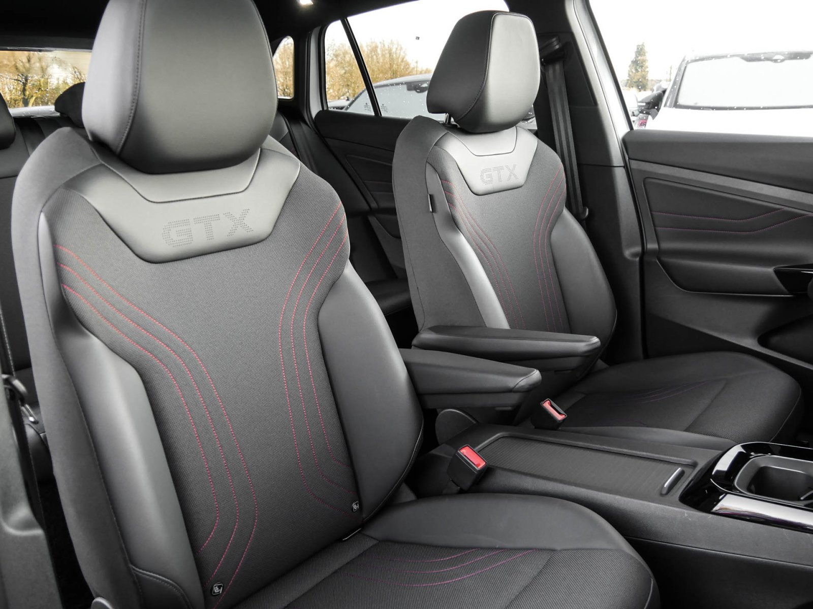Volkswagen ID.4 GTX 4MOTION AHK LM21 SPORT"PLUS"