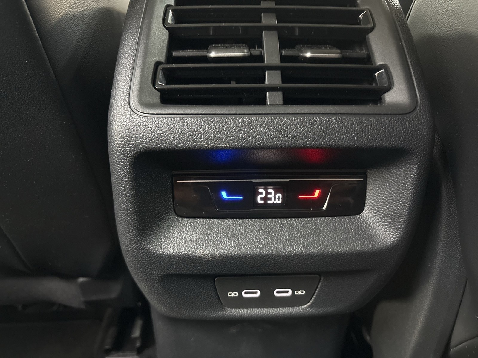 Volkswagen Tiguan 1.5 HYBRID LIFE AHK 360°CAM ACC NAVI