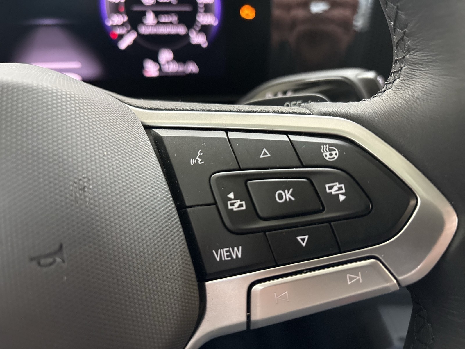 Volkswagen Tiguan 1.5 HYBRID LIFE AHK 360°CAM ACC NAVI